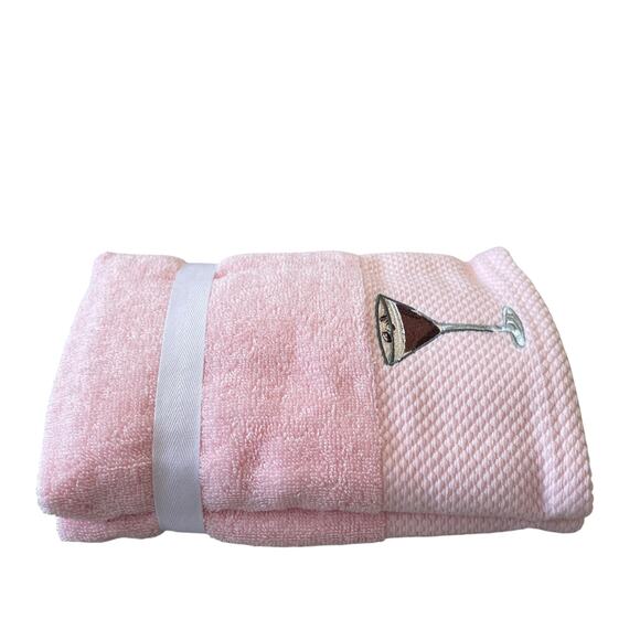 Deborah Connolly Pink Espresso Martini Hand Towels 16x28 Set of 2 Plush New - Picture 6 of 11